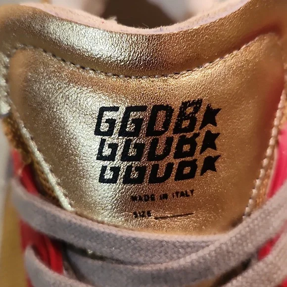 Golden Goose DAD_STAR Authentic Sneakers with Gold & Red Accents - Picture 2 of 9